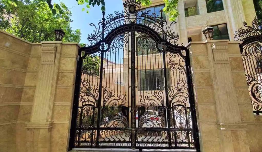 نحوه نصب درب الیزه