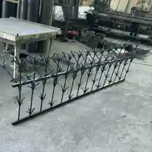 حفاظ شمشادی زیبا و مقاوم