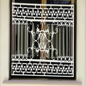 حفاظ پنجره مدل ورساچه لاکچری و مستحکم