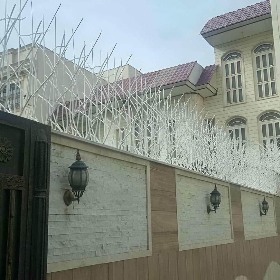 بهترین نرده آهنی دیواری مقاوم و مدرن