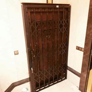 حفاظ آکاردئونی 3 گل تسمه 2 سانتی متر: امنیتی کارآمد برای ورودی‌ها