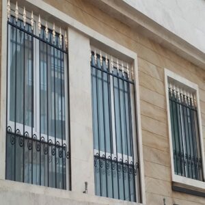 حفاظ پنجره مدل نیزه مارپیچ کلاسیک و لوکس