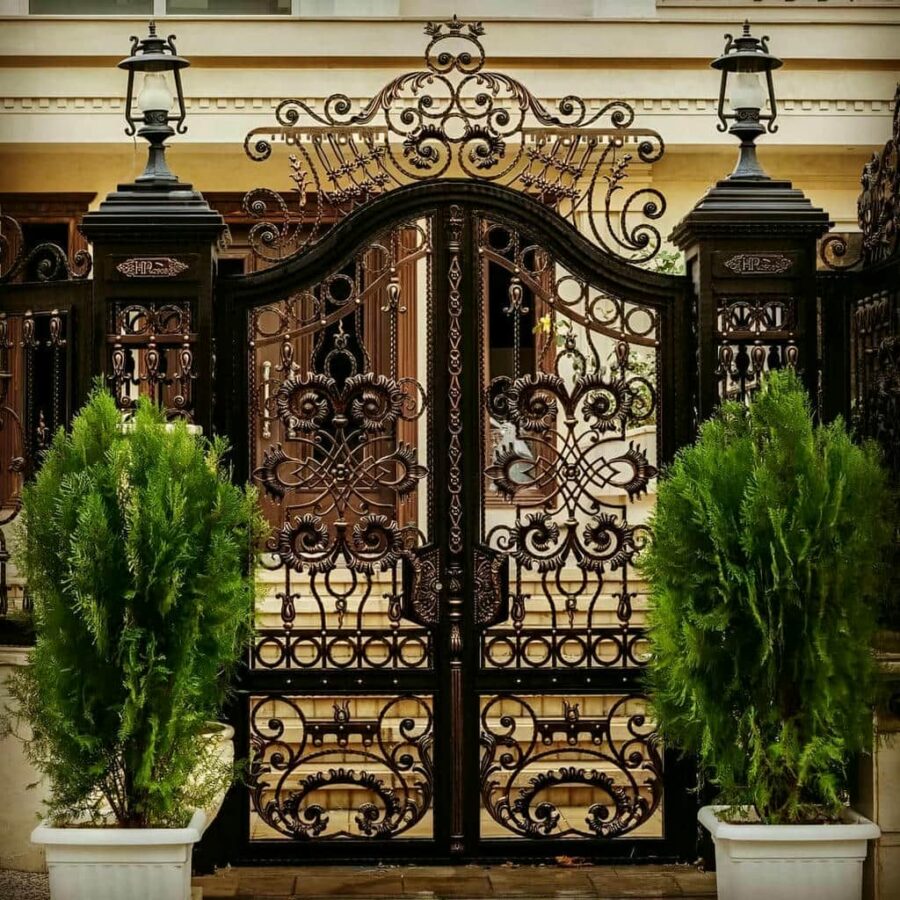 خرید درب حیاط آهنی مدرن شیک