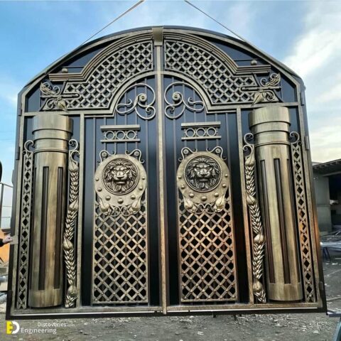 villa-door-wrought-iron-r نکات کلیدی برای خرید درب فلزی حیاط ویلایی با کیفیت