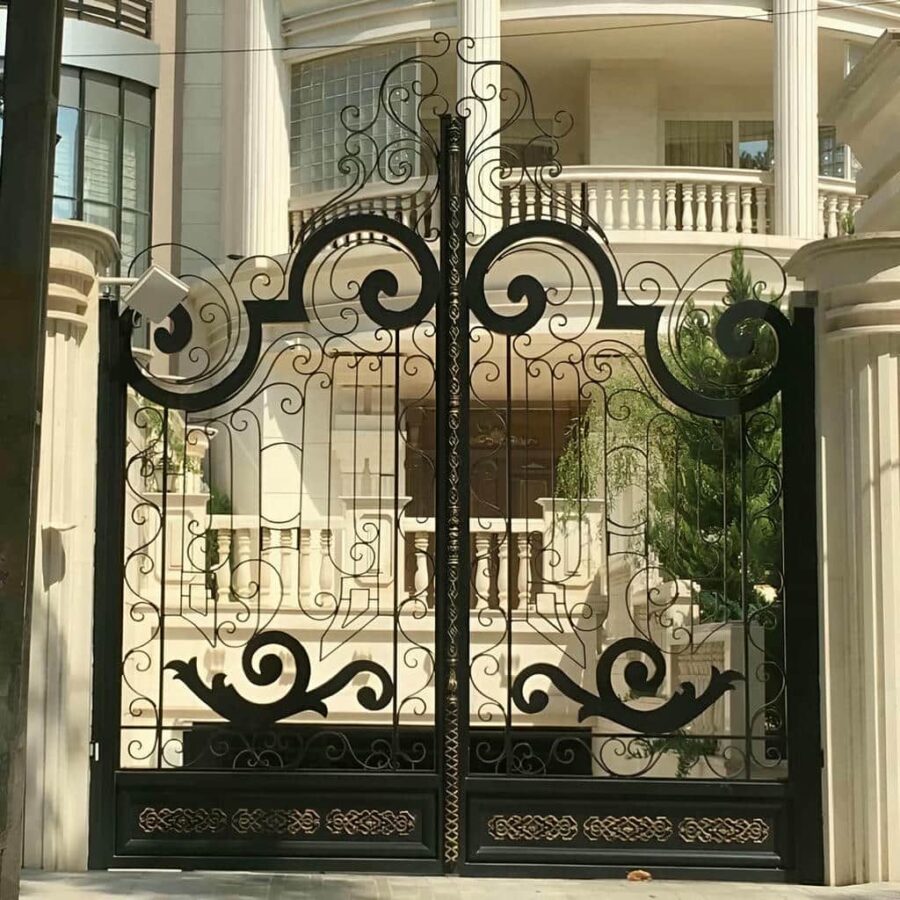 درب فلزی نگین کلاسیک لوکس