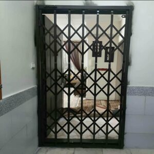 درب آکاردئونی در آبسرد