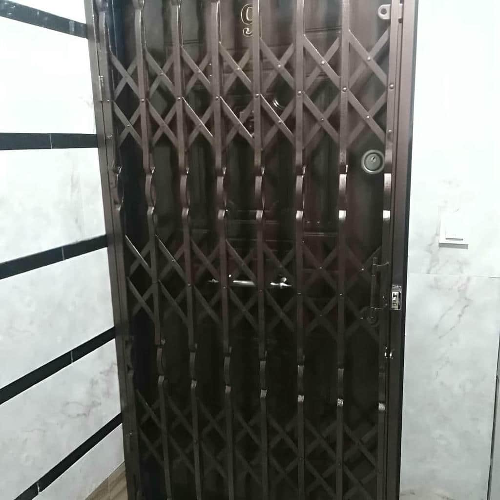 کارخانه درب آکاردئونی دوگل در ساری