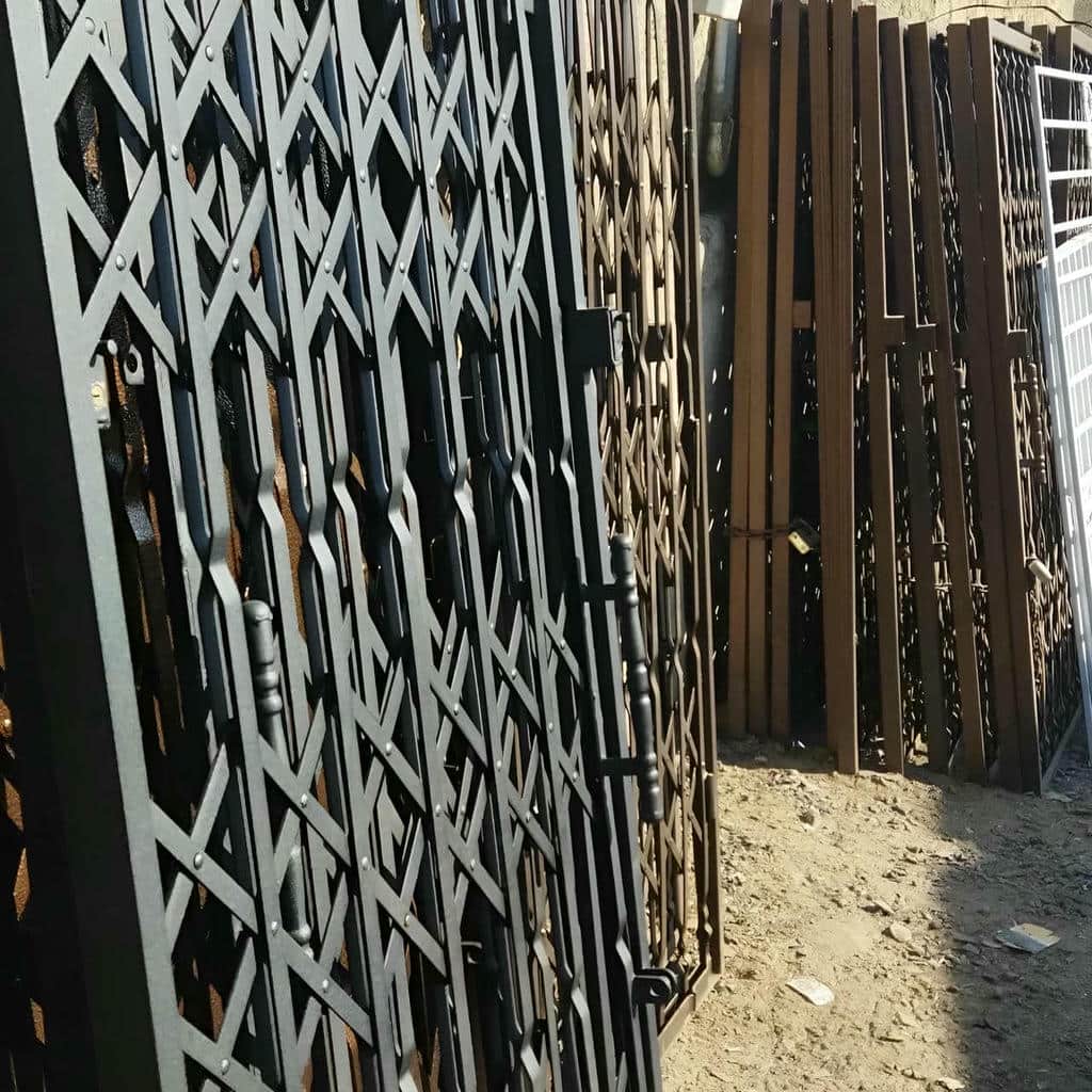 درب آکاردئونی در اهواز