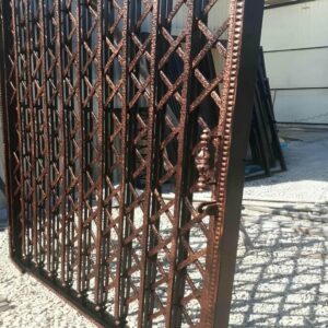درب آکاردئونی در شهریار