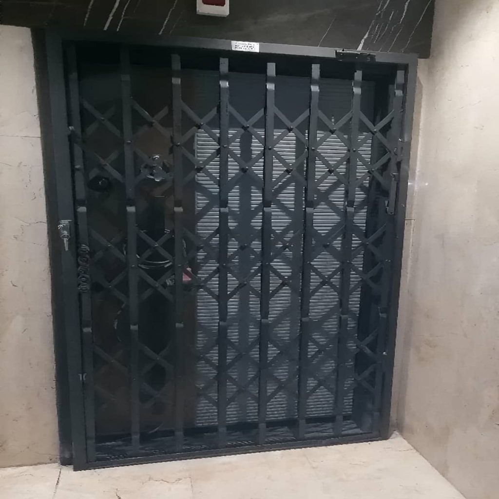 خرید درب آکاردئونی فلزی در ساوه