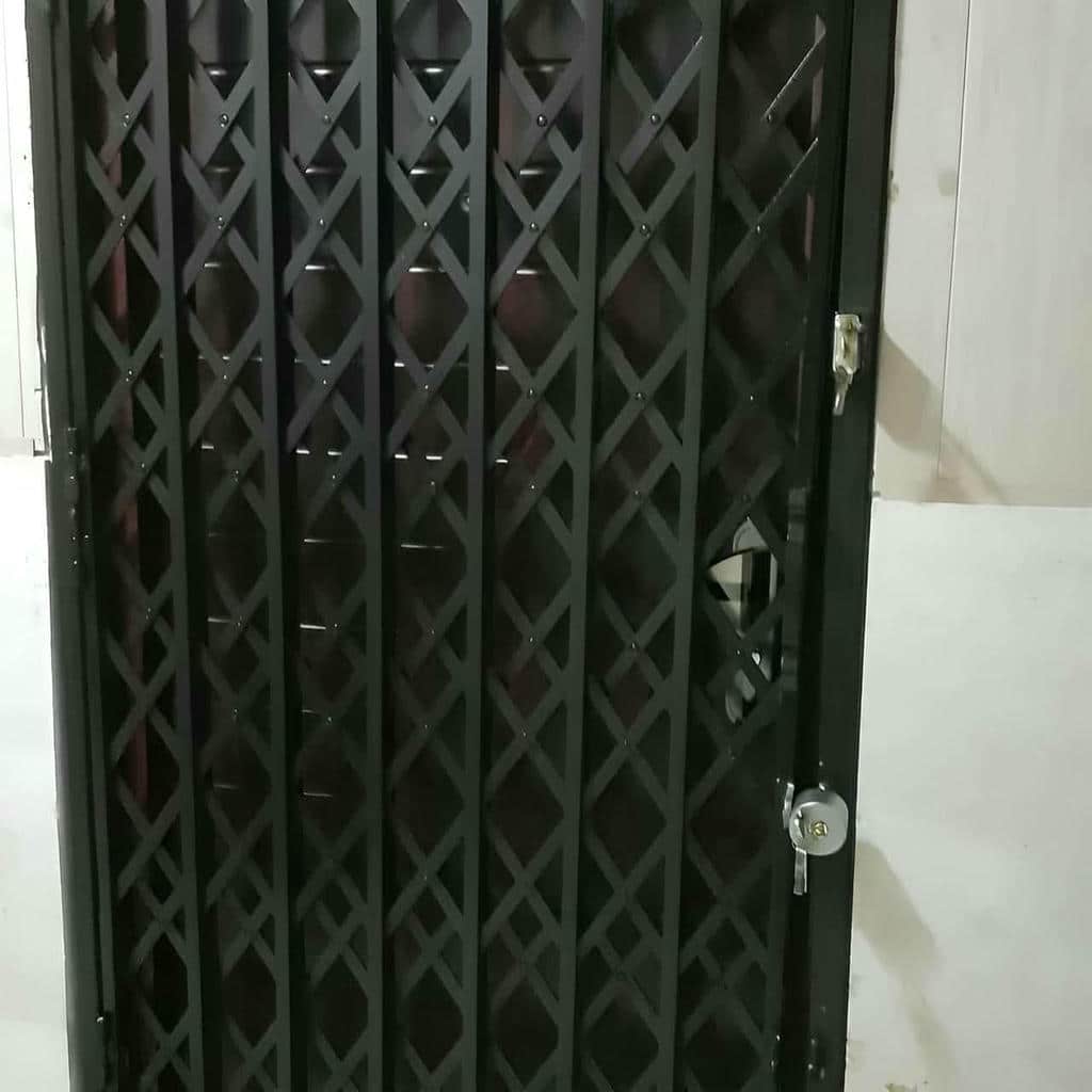 فروش درب آکاردئونی ضدسرقت در کاشان