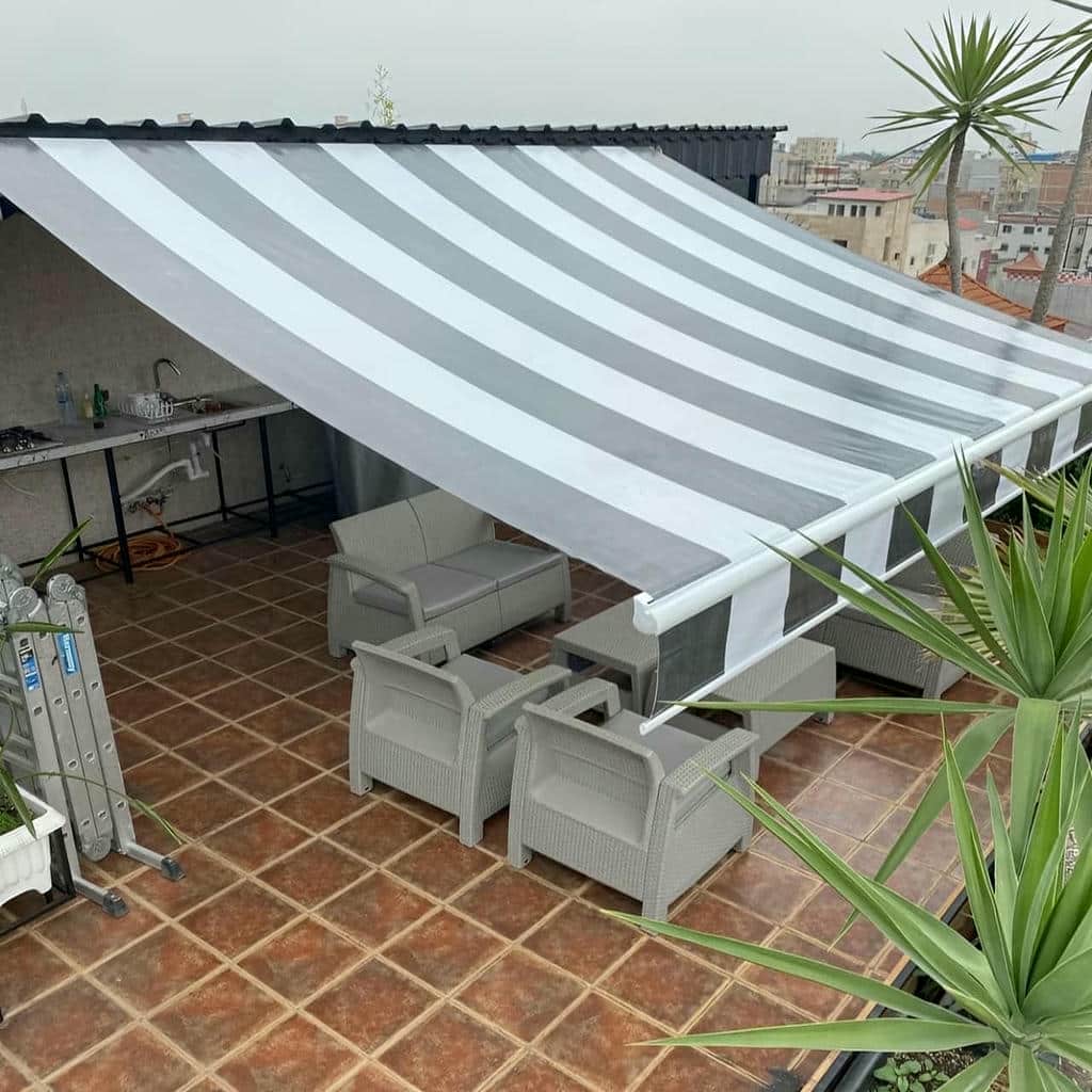 نصب سایبان برقی اتوماتیک پارچه ضد UV در زاهدان
