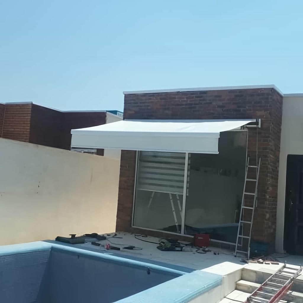 قیمت سایبان برقی اتوماتیک پارچه ضدآب در ساوه