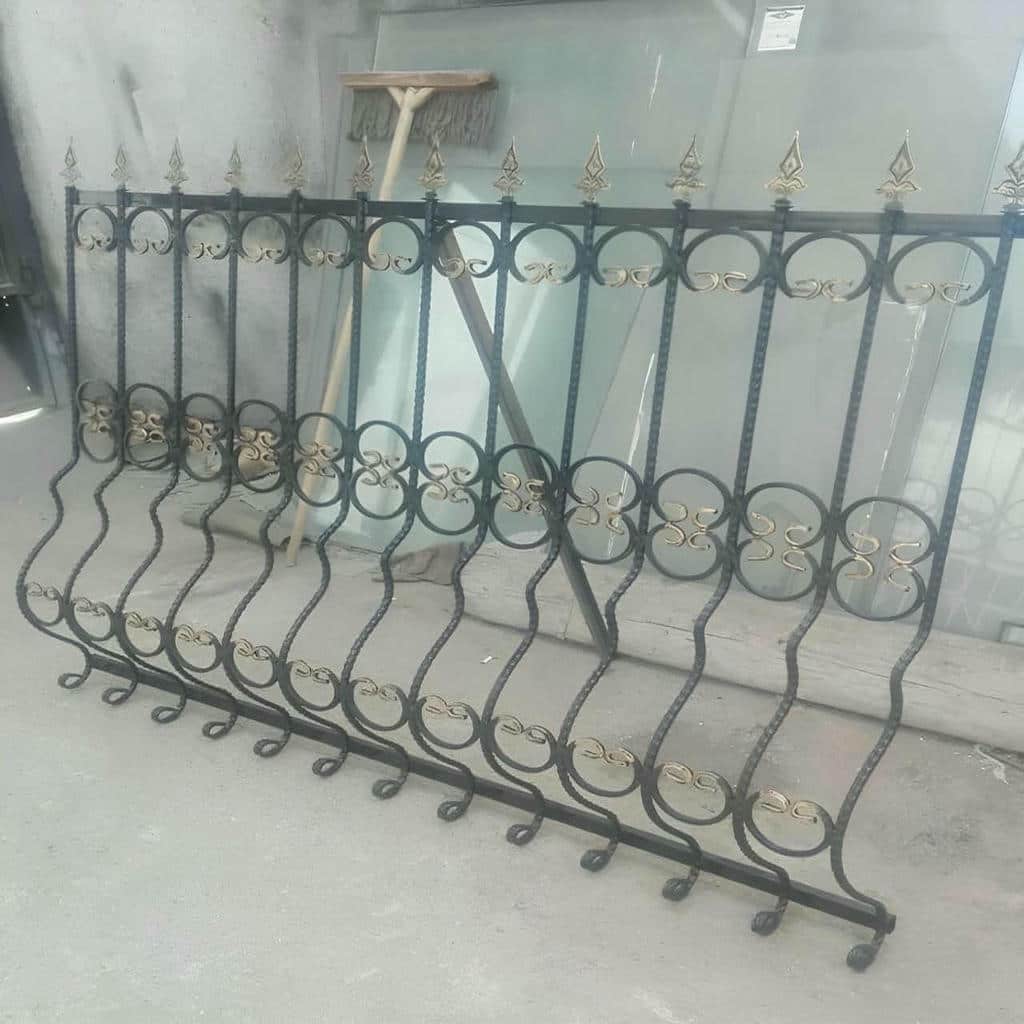 نصب حفاظ پنجره اصولی در ساوه
