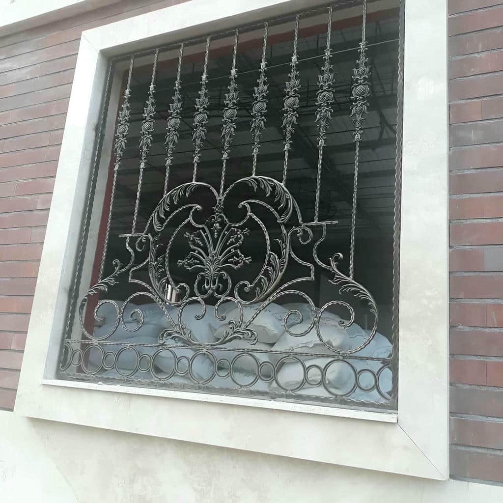 قیمت حفاظ پنجره نرده ساختمان کلاسیک در کیش