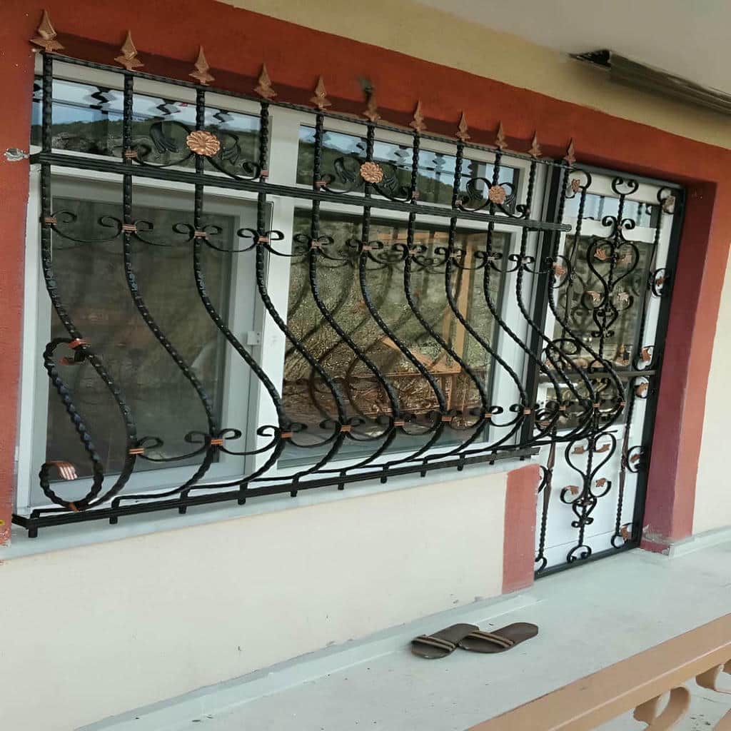 خرید حفاظ پنجره نرده ساختمان مدرن در کیش