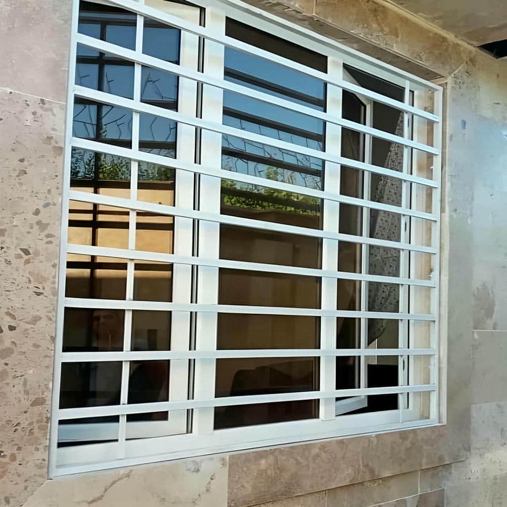 نصب حفاظ پنجره فرفورژه در قائمشهر