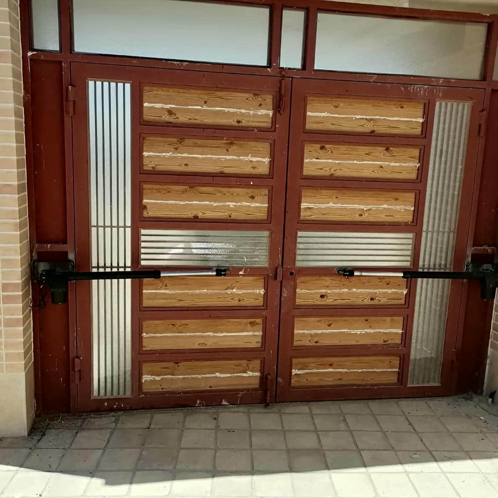 نصب جک درب برقی پارکینگ نما در تهران