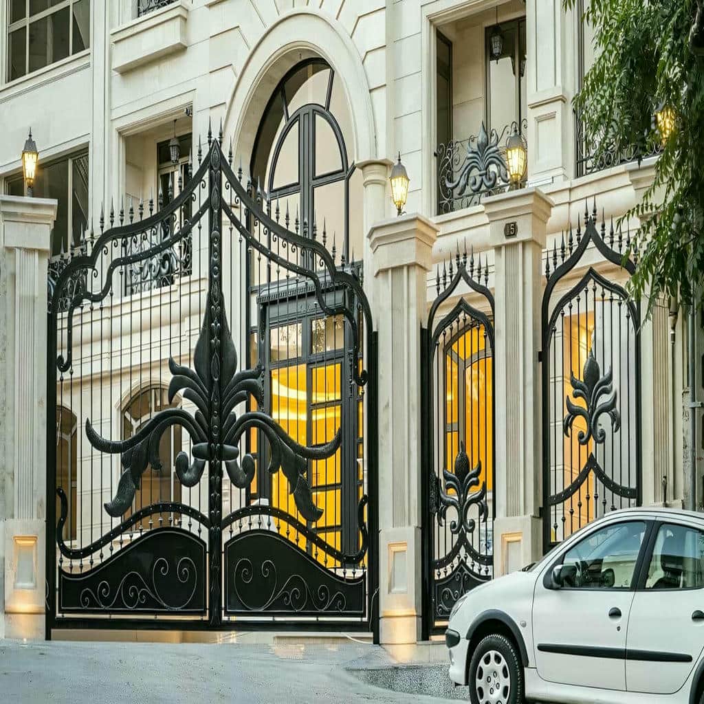 خرید درب حیاط فلزی نصب اصولی در قائمشهر
