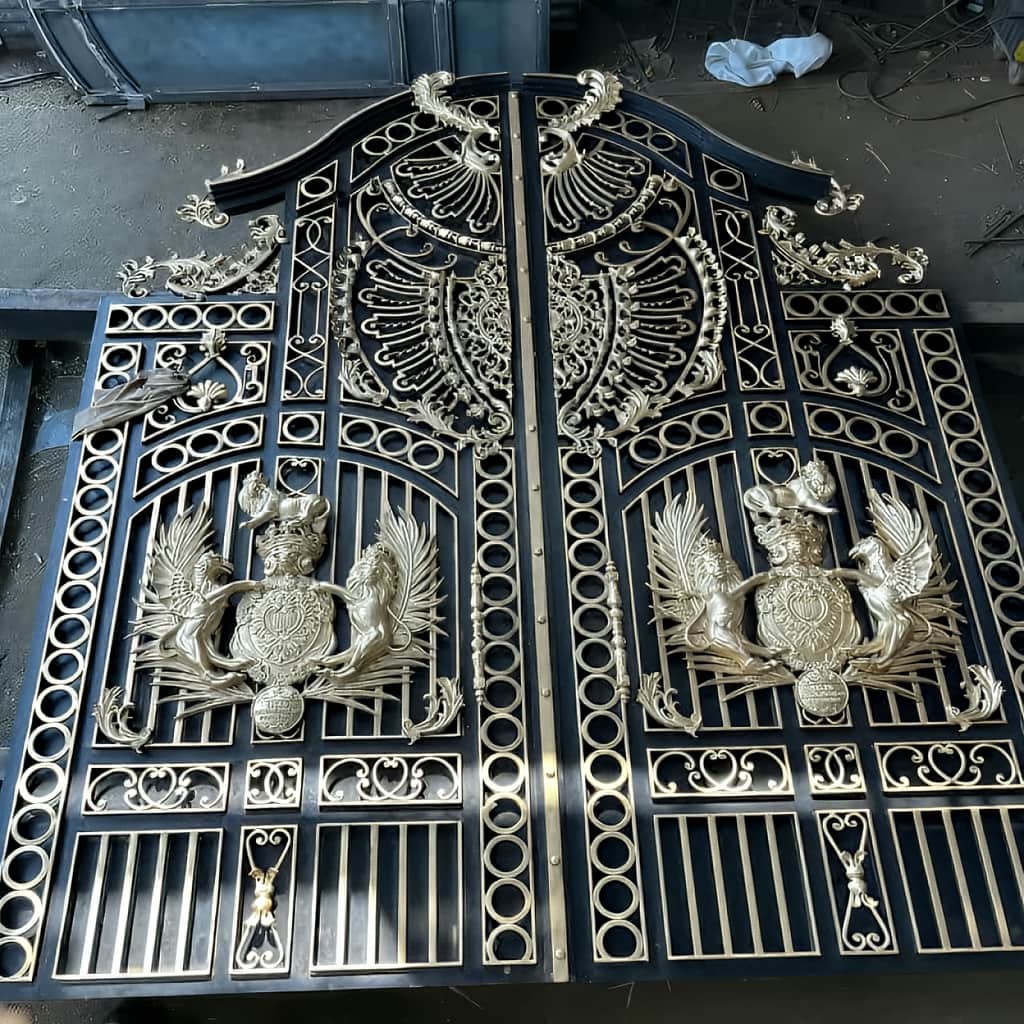 درب حیاط فلزی در دماوند