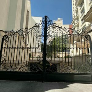 درب حیاط فلزی در اصفهان