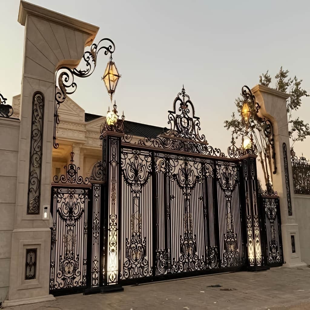نصب درب حیاط فلزی پروفیل سنگین در آمل