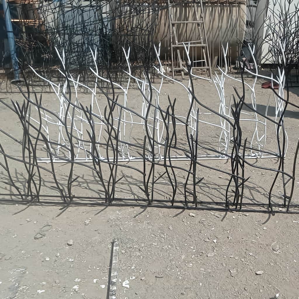 حفاظ شاخ گوزنی خاردار با برش دقیق میلگرد