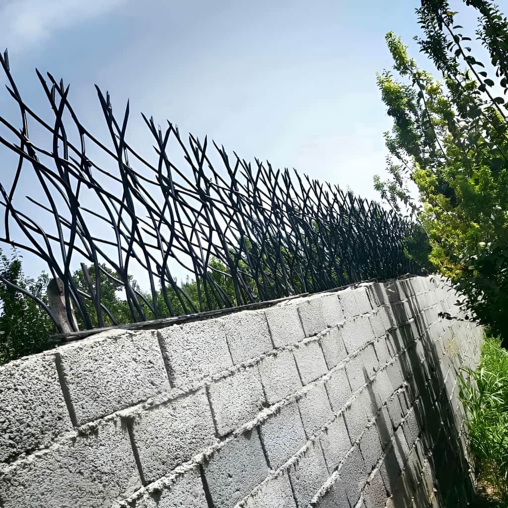 انتخاب بهترین حفاظ روی دیوار برای خانه ویلا و باغ