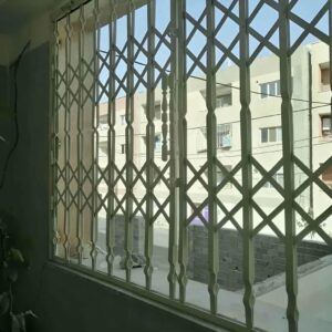 مدل های مختلف درب آکاردئونی و تفاوت امنیت و قیمت