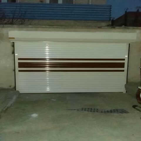 کرکره برقی مناسب درب پارکینگ خودرو ساختمان