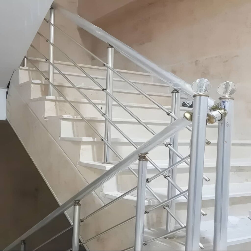 قیمت نرده استیل ضدزنگ با متریال 304 و 316
