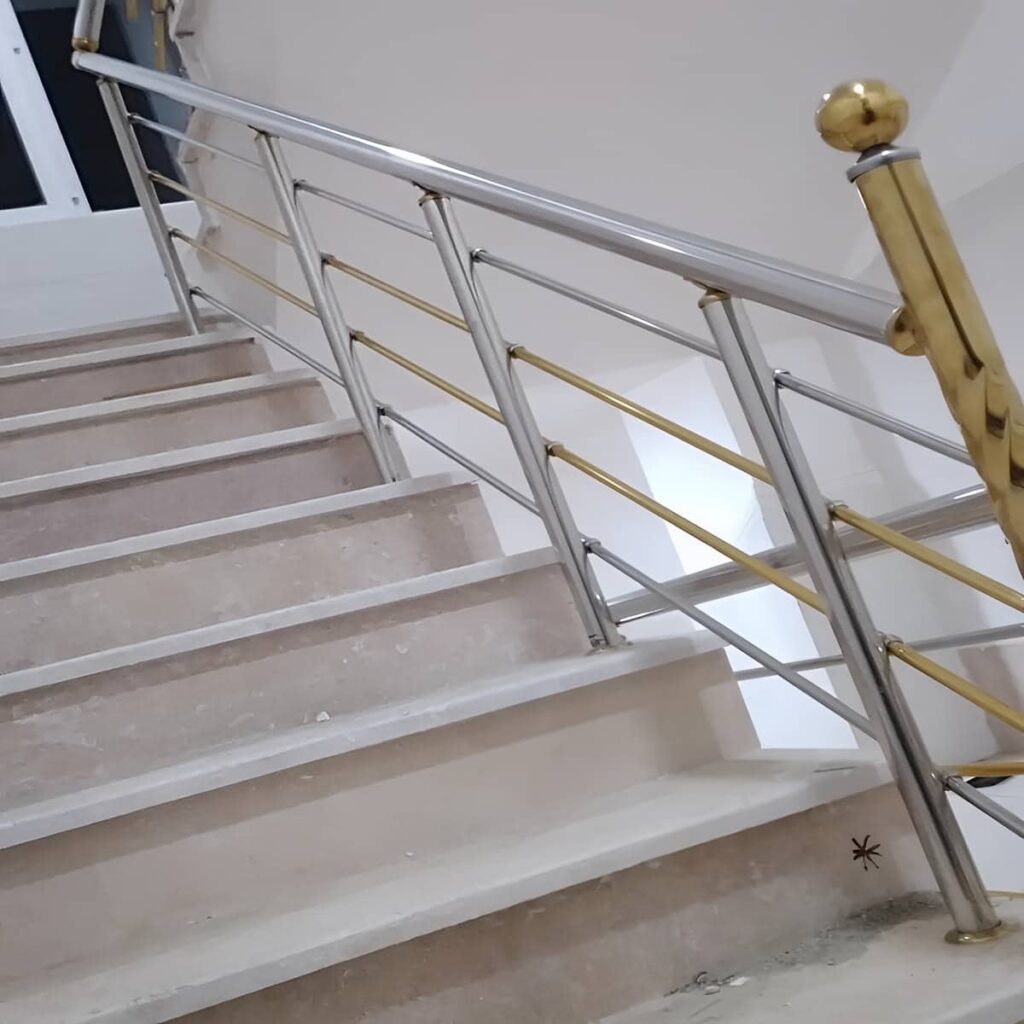 ساخت نرده استیل ضدزنگ با اتصالات مقاوم