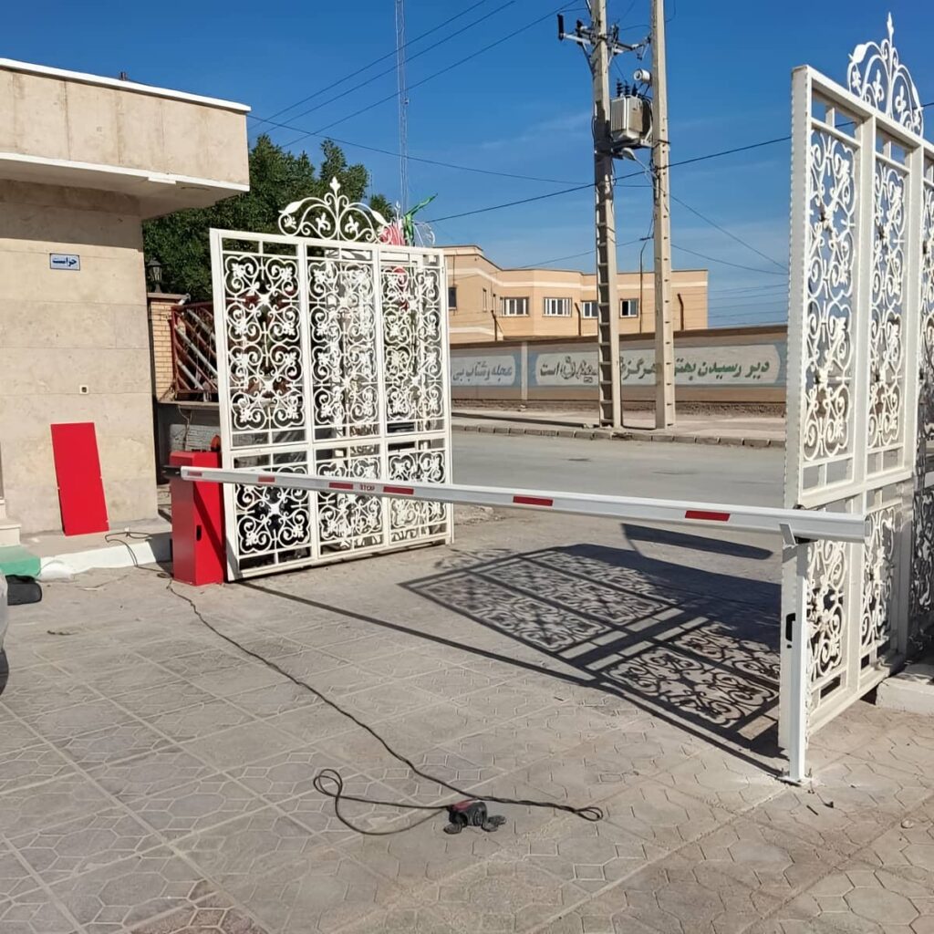 تعمیر راهبند ورودی شهرک مسکونی و تنظیم بازو تعمیر راهبند ورودی شهرک مسکونی و تنظیم بازو