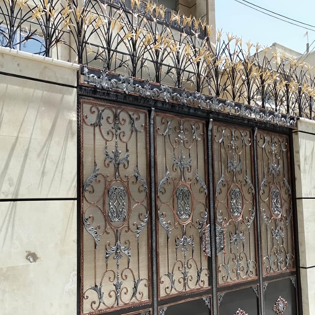 سفارش حفاظ لیلیوم دیوار لوکس ویلا با رنگ سفارشی