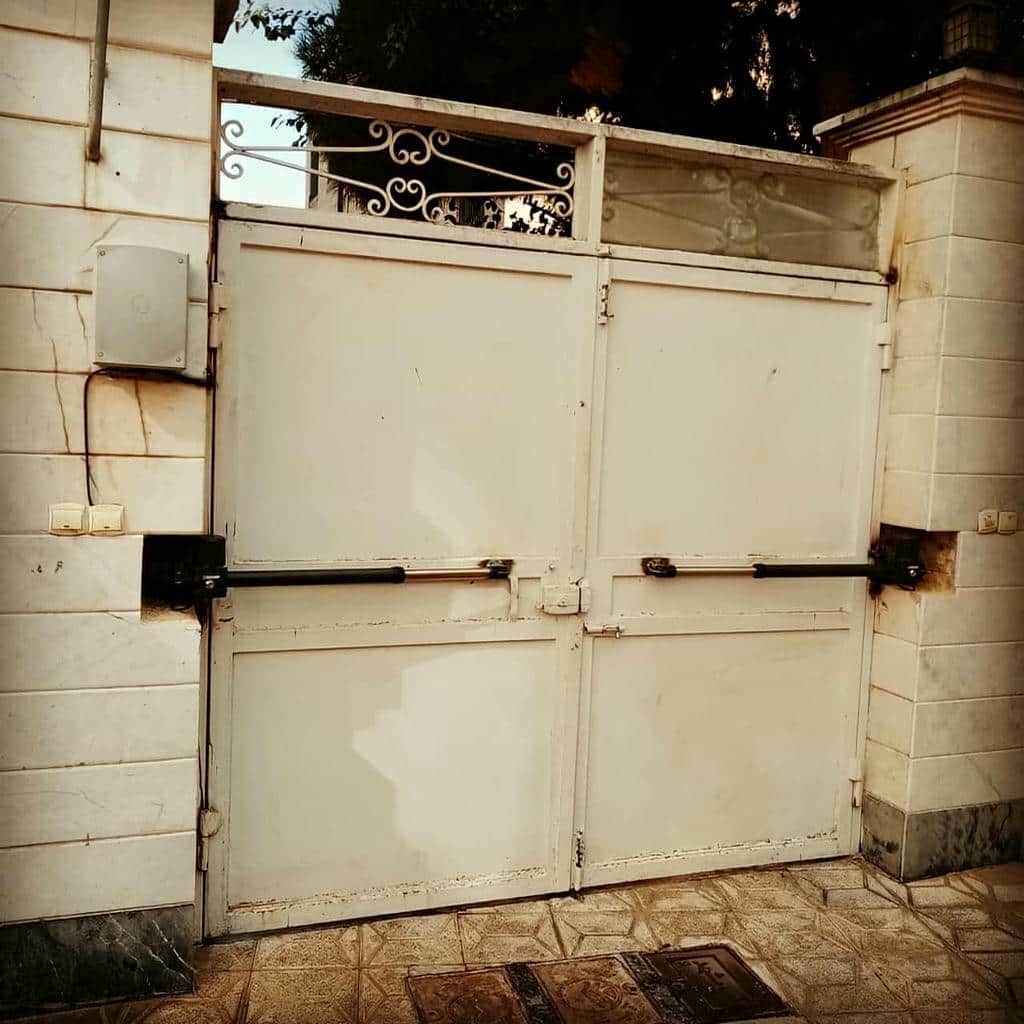 سفارش جک درب ویلایی بازویی با پوسته کم‌حجم