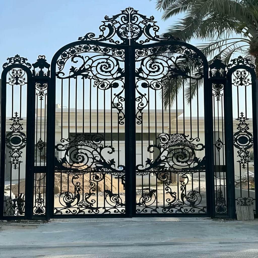 قیمت درب پارکینگ ریلی ریل زمینی با طرح سفارشی