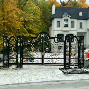 6 نمونه درب ویلا مدرن نمای سنگی