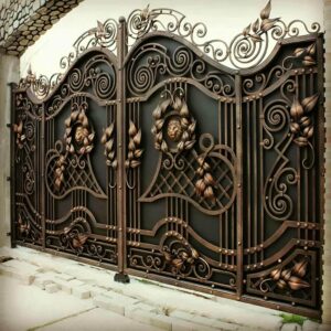 9 نمونه درب حیاط فلزی دو لنگه