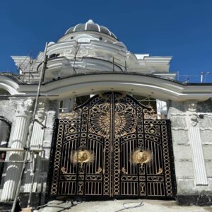 10 نمونه درب حیاط کشویی ریل زمینی