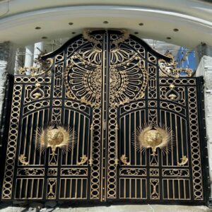 13 مدل درب حیاط پانل دار