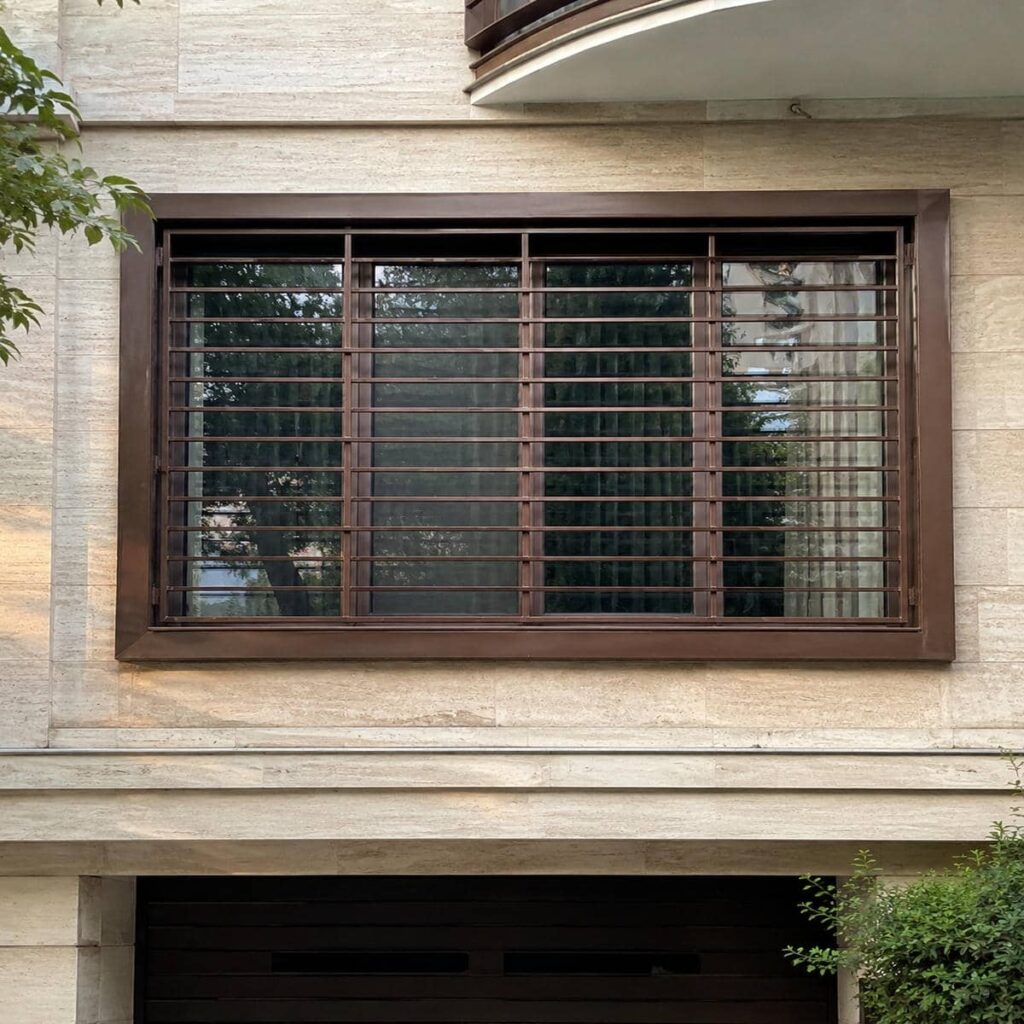 حفاظ پنجره شبکه هندسی مستطیلی هماهنگ با فریم حفاظ پنجره شبکه هندسی مستطیلی هماهنگ با فریم