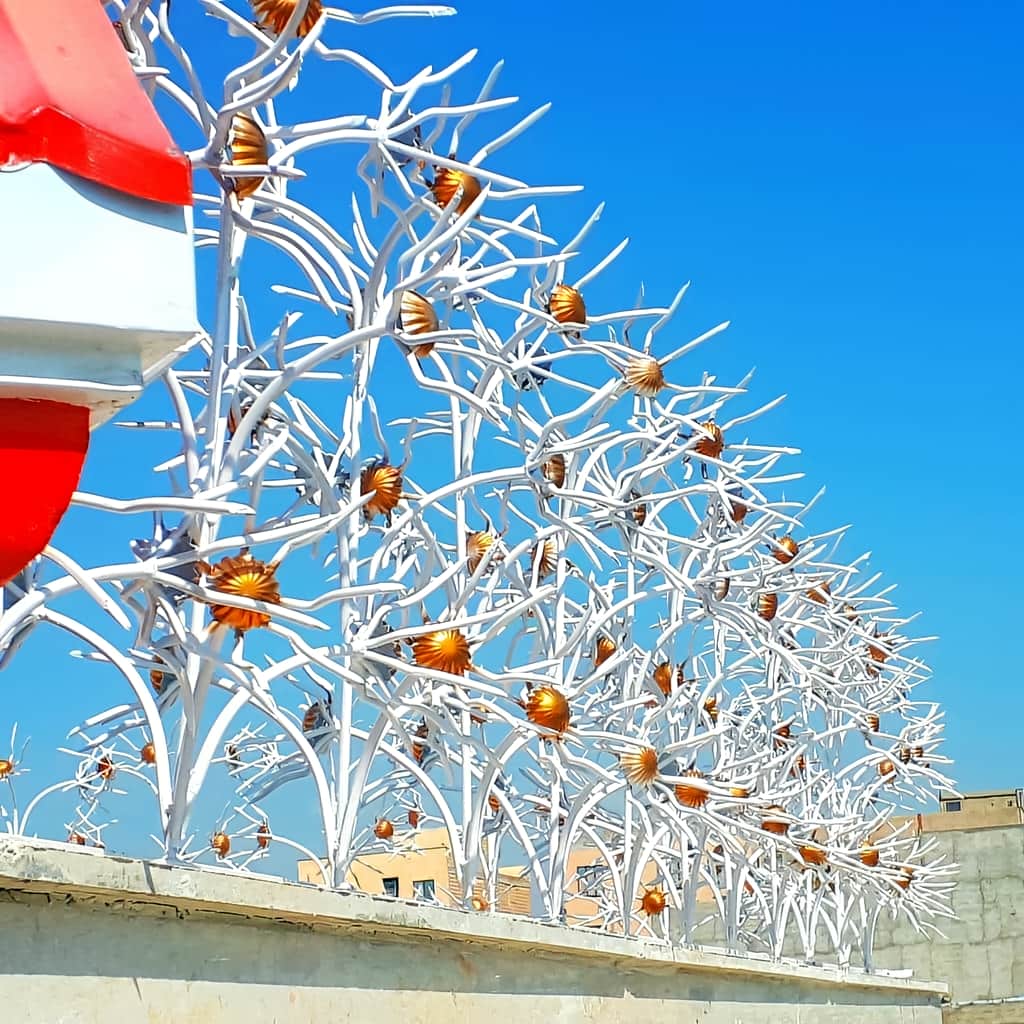 حفاظ گل آفتابگردان آماده نصب تخصصی