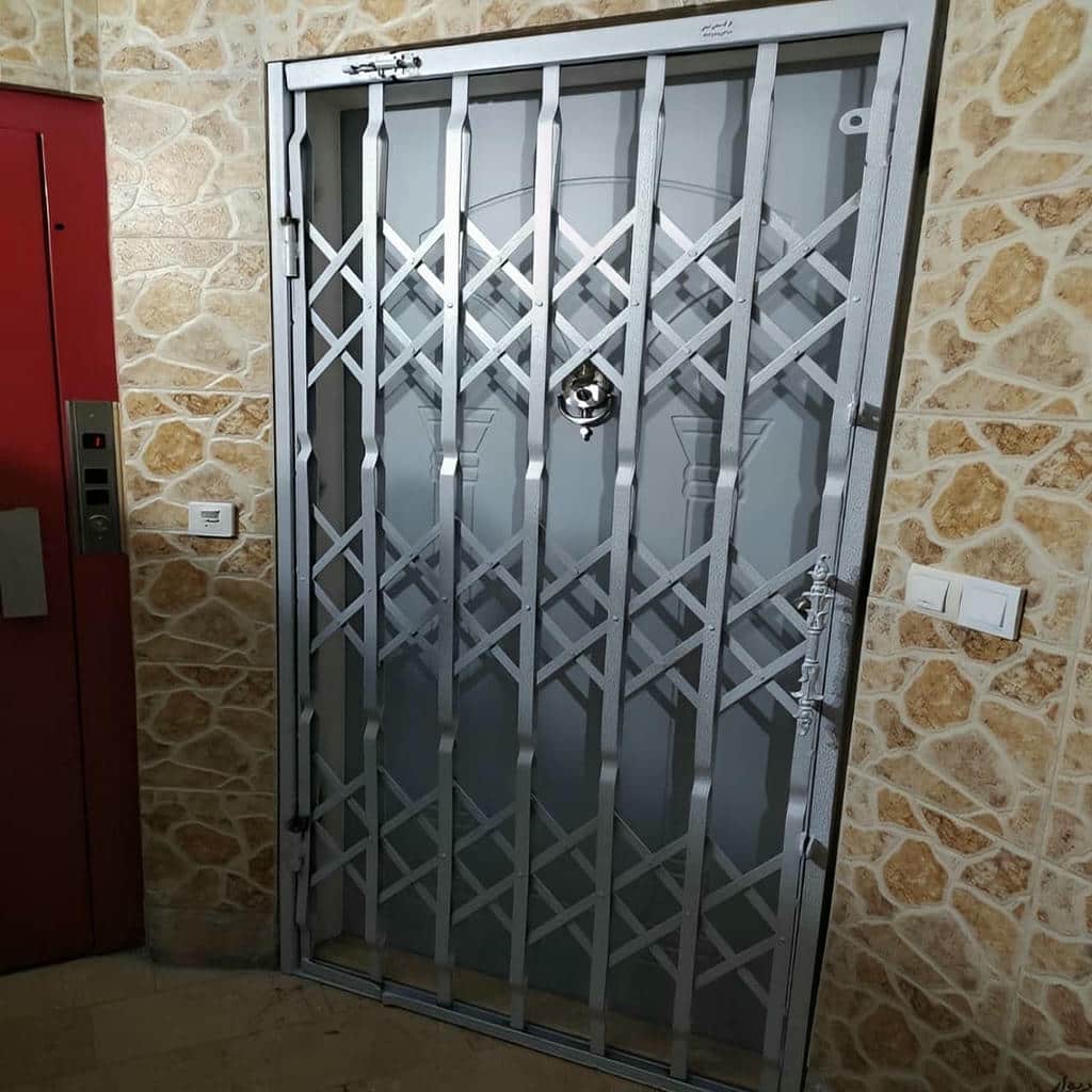 حفاظ درب ورودی مدل جمع شونده ورودی