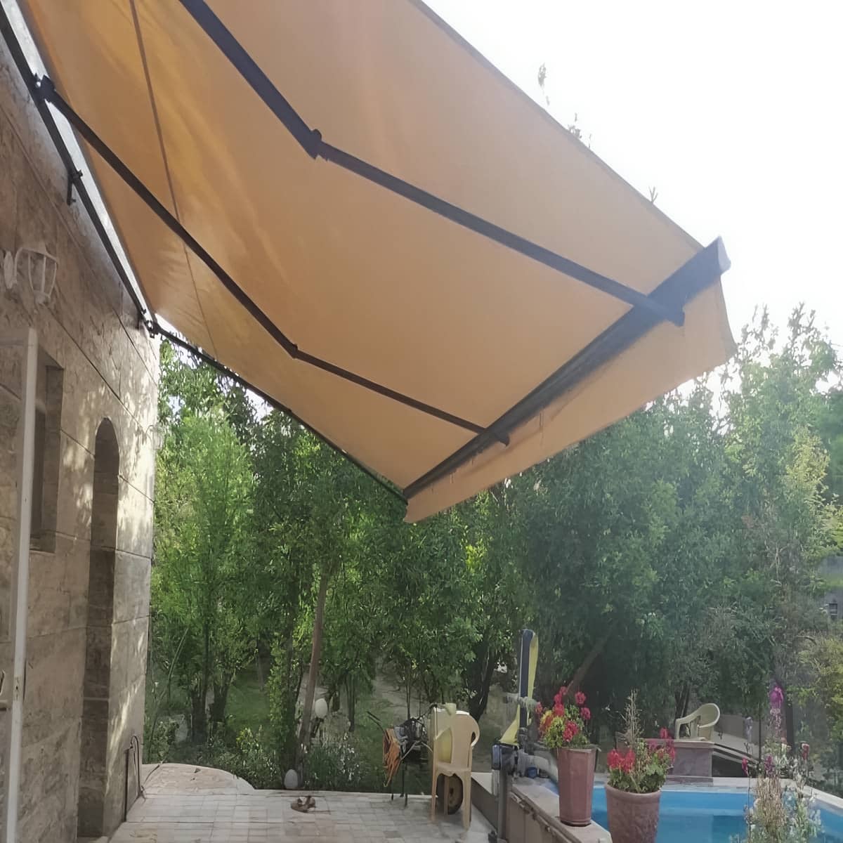 مرکز عرضه سایبان پارکینگ با قیمت مناسب و انتخاب متریال متناسب