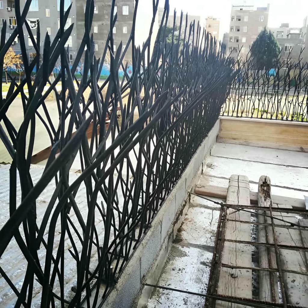 حفاظ دیوار شاخ گوزنی متناسب با عرض دیوار حفاظ دیوار شاخ گوزنی متناسب با عرض دیوار
