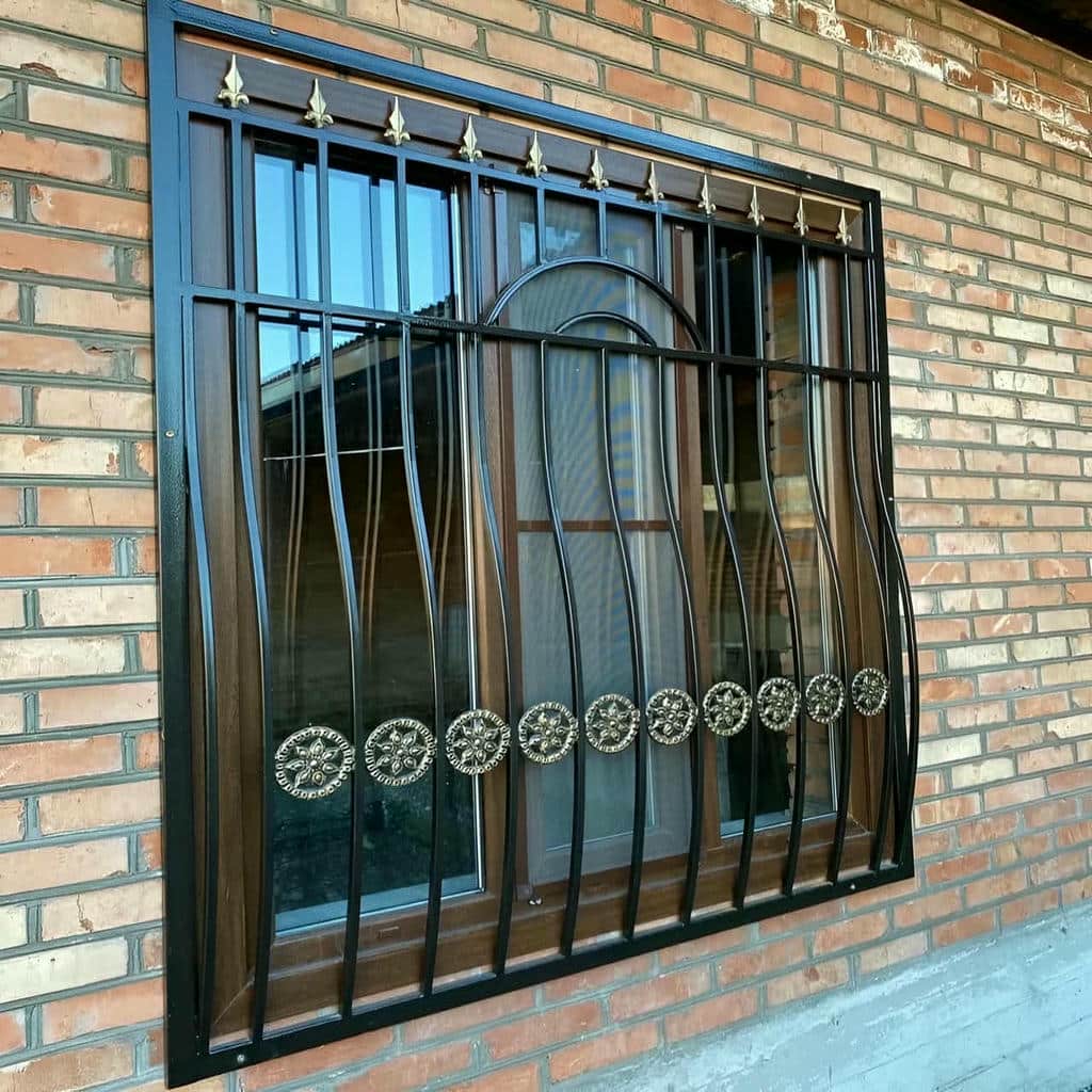 حفاظ پنجره پروفیلی با رنگ هماهنگ نما