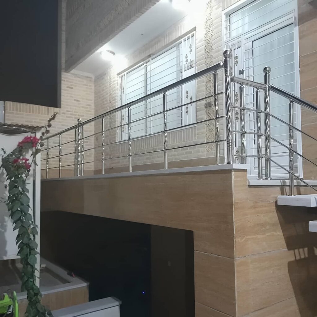 نرده پله فضای باز با ابعاد دقیق