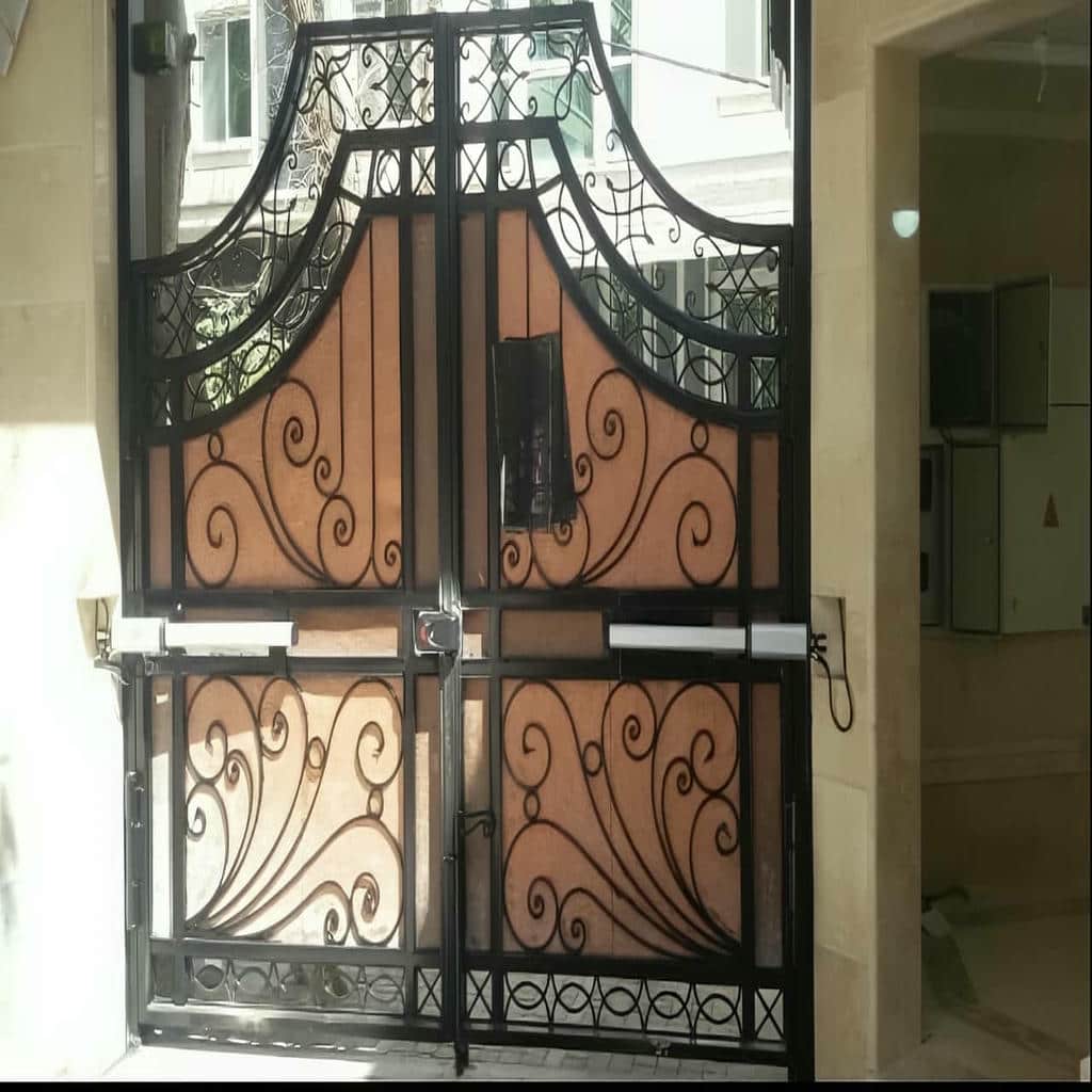 جک ریموت دار با فرم جمع و جور