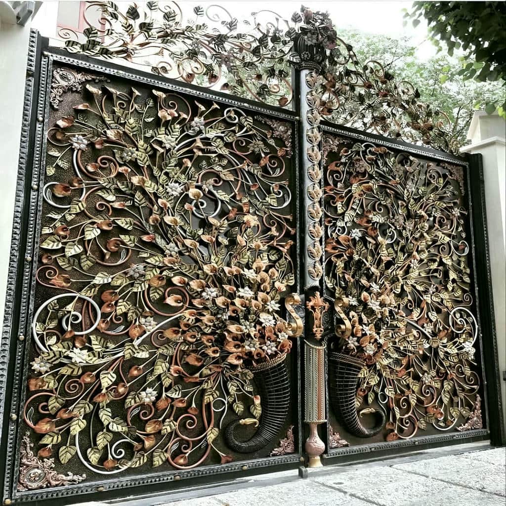 درب حیاط پس از اندازه گیری تخصصی درب حیاط پس از اندازه گیری تخصصی