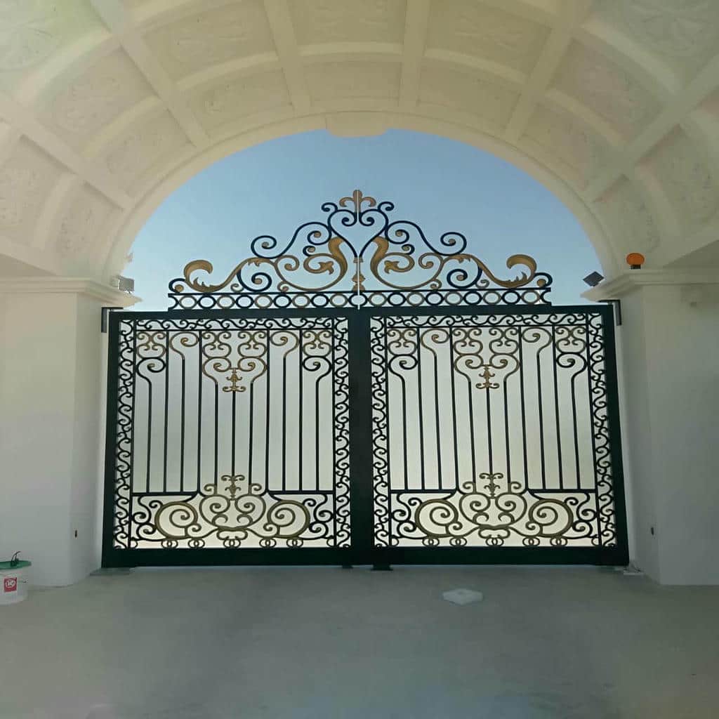 درب دو لنگه مناسب ورودی خودرویی